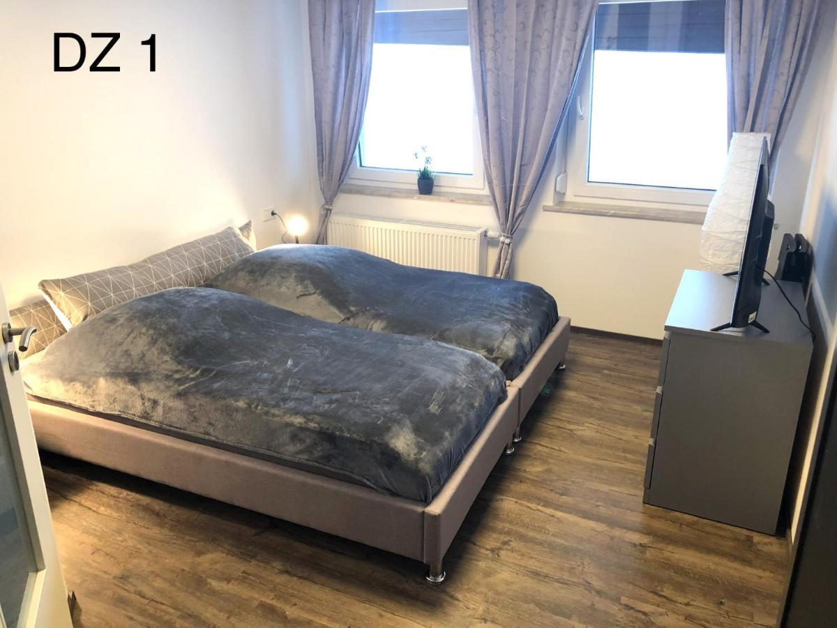 Lisas Gaestehaus Neckartenzlingen Exteriér fotografie