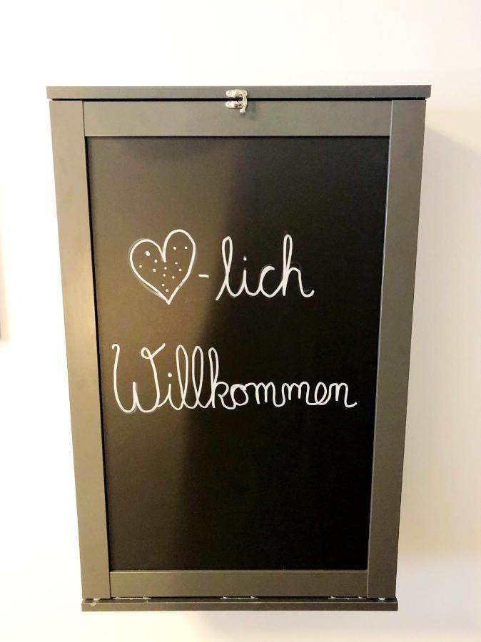 Lisas Gaestehaus Neckartenzlingen Exteriér fotografie