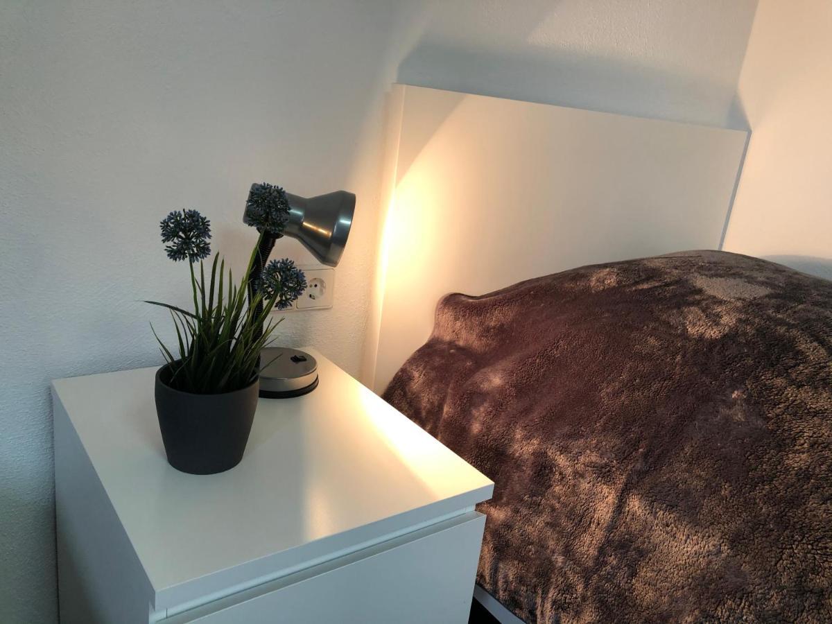 Lisas Gaestehaus Neckartenzlingen Exteriér fotografie